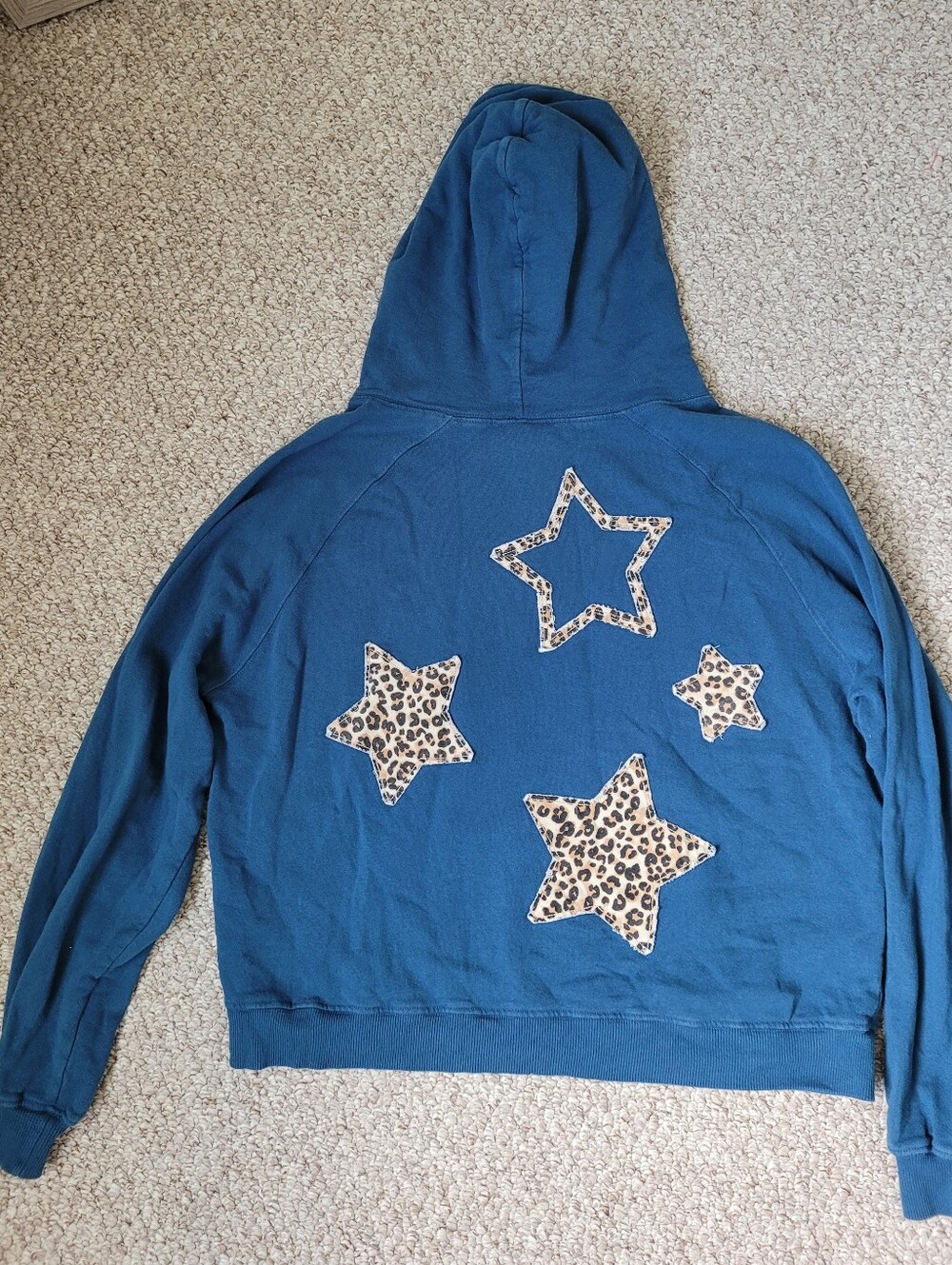 Free People Sunday Market Sweatshirt Hoodie With Leopard Stars - Picture 4 of 6